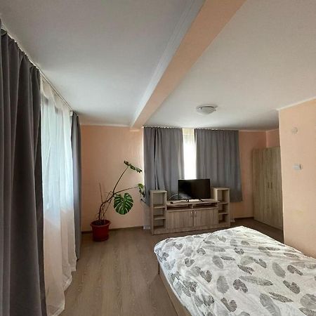 CălimăneştiCasa Noastra公寓 外观 照片